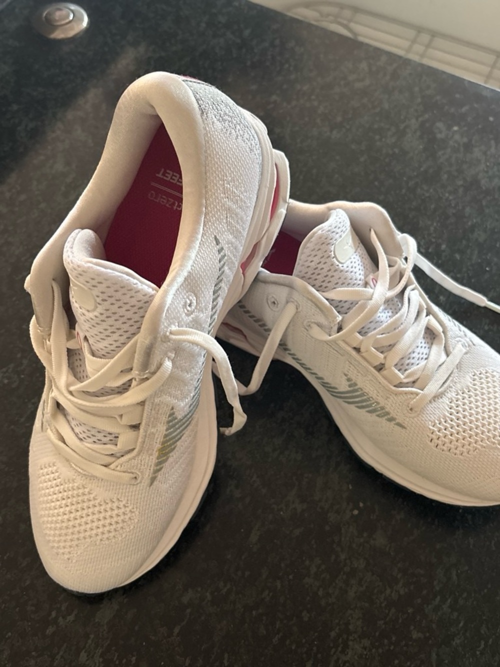 Mizuno Project Zero Women’s Running Shoes White Pink Athletic Sneakers Japan